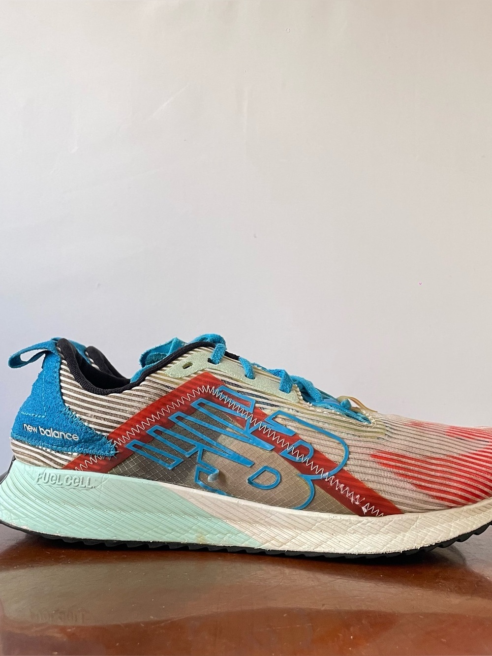 New Balance FuelCell Echolucent Running Shoes | US 10.5